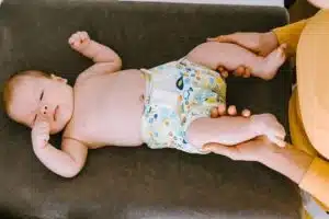 Couches Pampers Sensitive : l’alliée des peaux sensibles de bébé