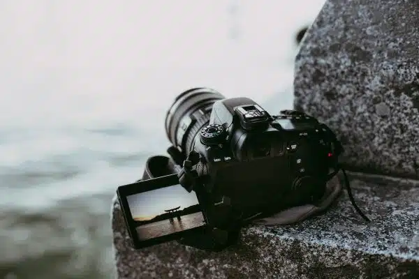 Les astuces indispensables des influenceurs mode pour sublimer vos photos de shooting