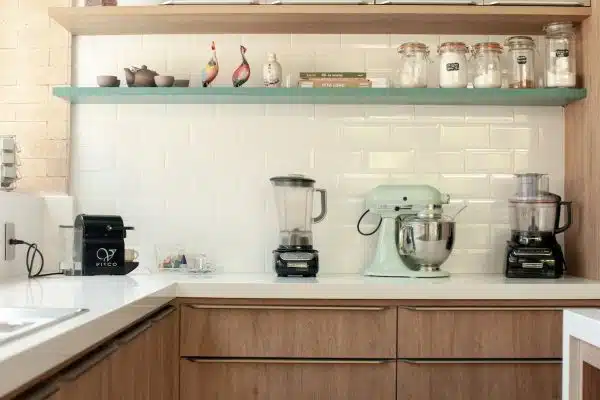 Optimisez l’organisation de votre cuisine avec ces astuces pratiques
