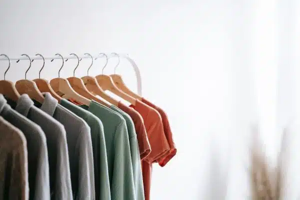Les essentiels incontournables de la garde-robe que vous devez absolument avoir
