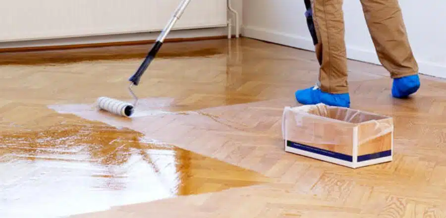 Comment poncer un parquet et le vitrifier comme un pro