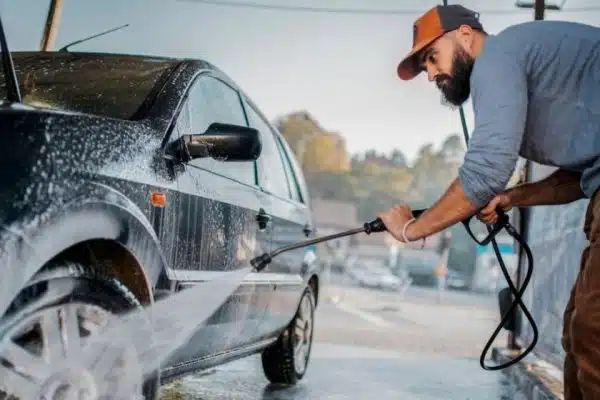 Le lavage automatique endommage-t-il votre carrosserie ?